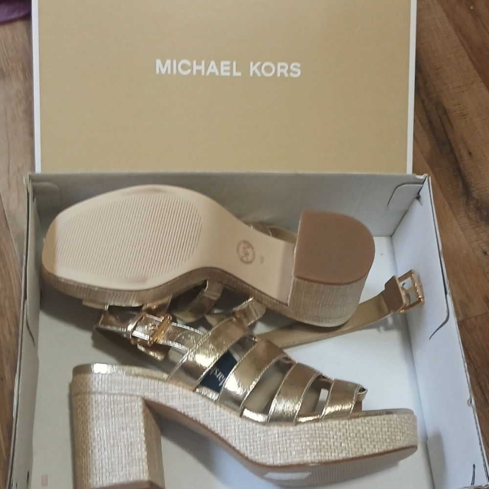 Michael Kors Gold Sandals Nwt